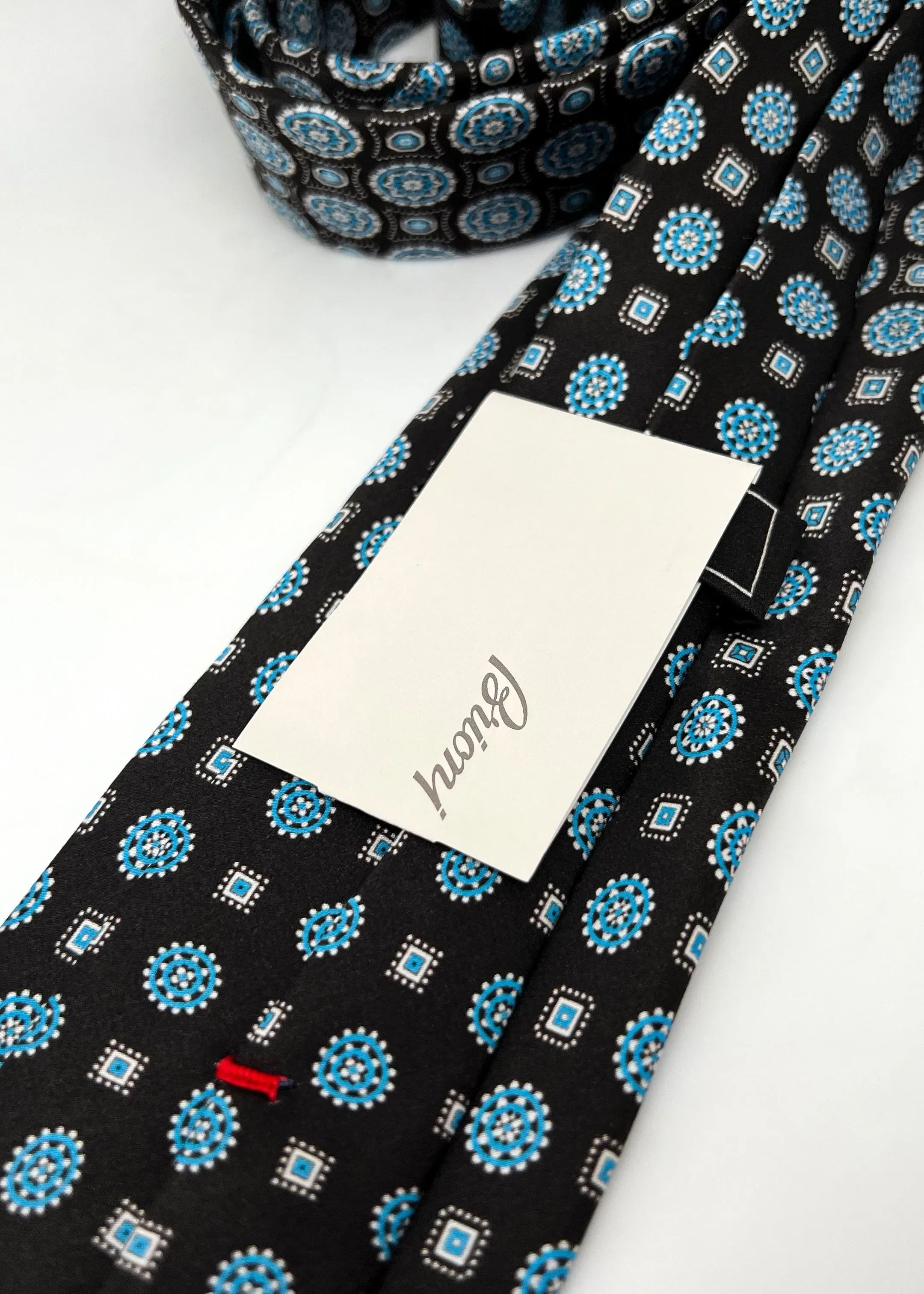 $240 BRIONI - Gradient Medallion Pattern Silk 3" - Tie