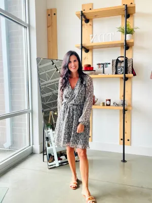 Abstract Print Dress in Black   Taupe