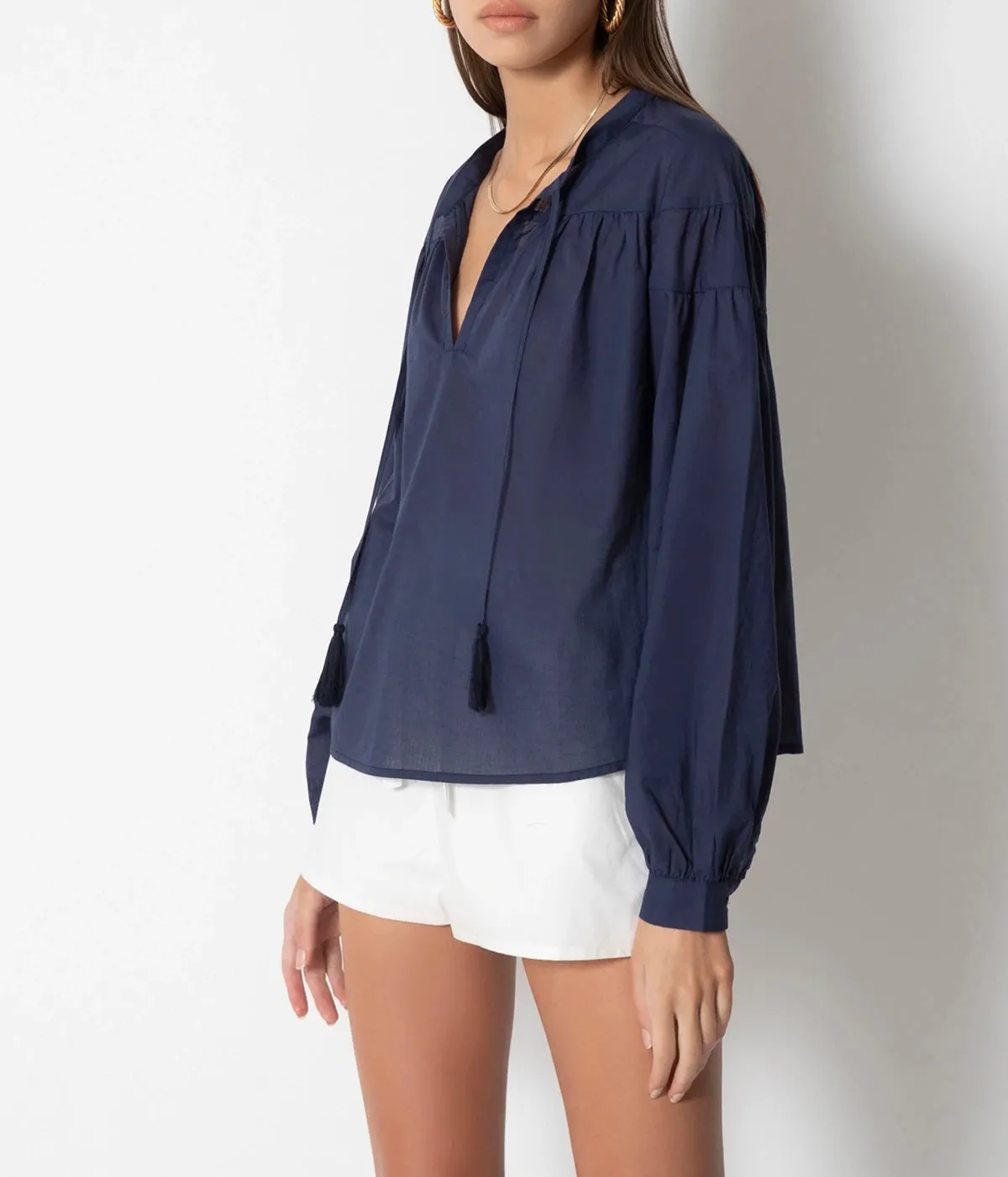 AMES TOP