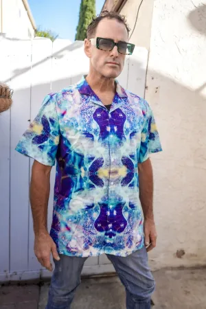 Caelum Men's Hawaiian Shirt with Button Closure