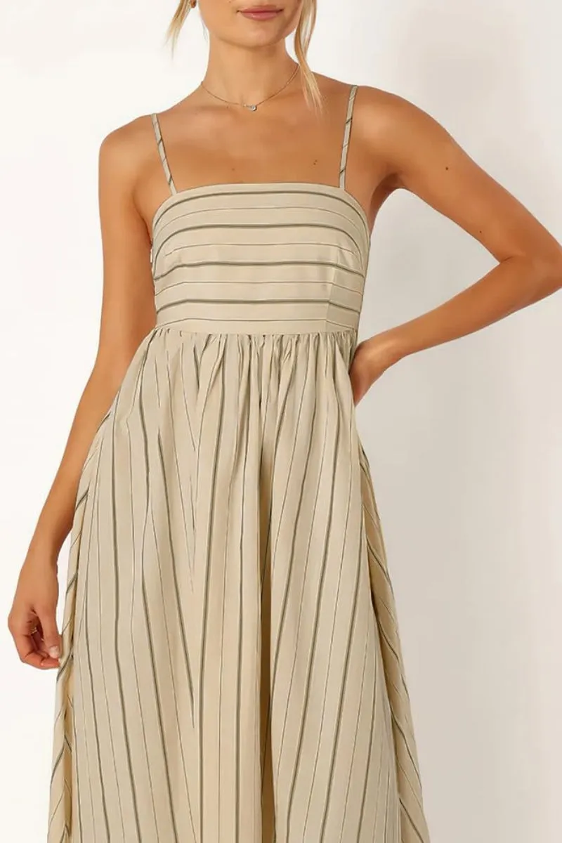 Chouyatou Women's Striped Back Smocked Maxi Dress Sexy Spaghetti Strap Cut Out Flowy Swing Long Dress