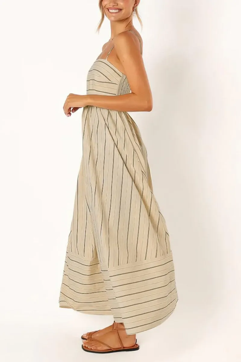 Chouyatou Women's Striped Back Smocked Maxi Dress Sexy Spaghetti Strap Cut Out Flowy Swing Long Dress