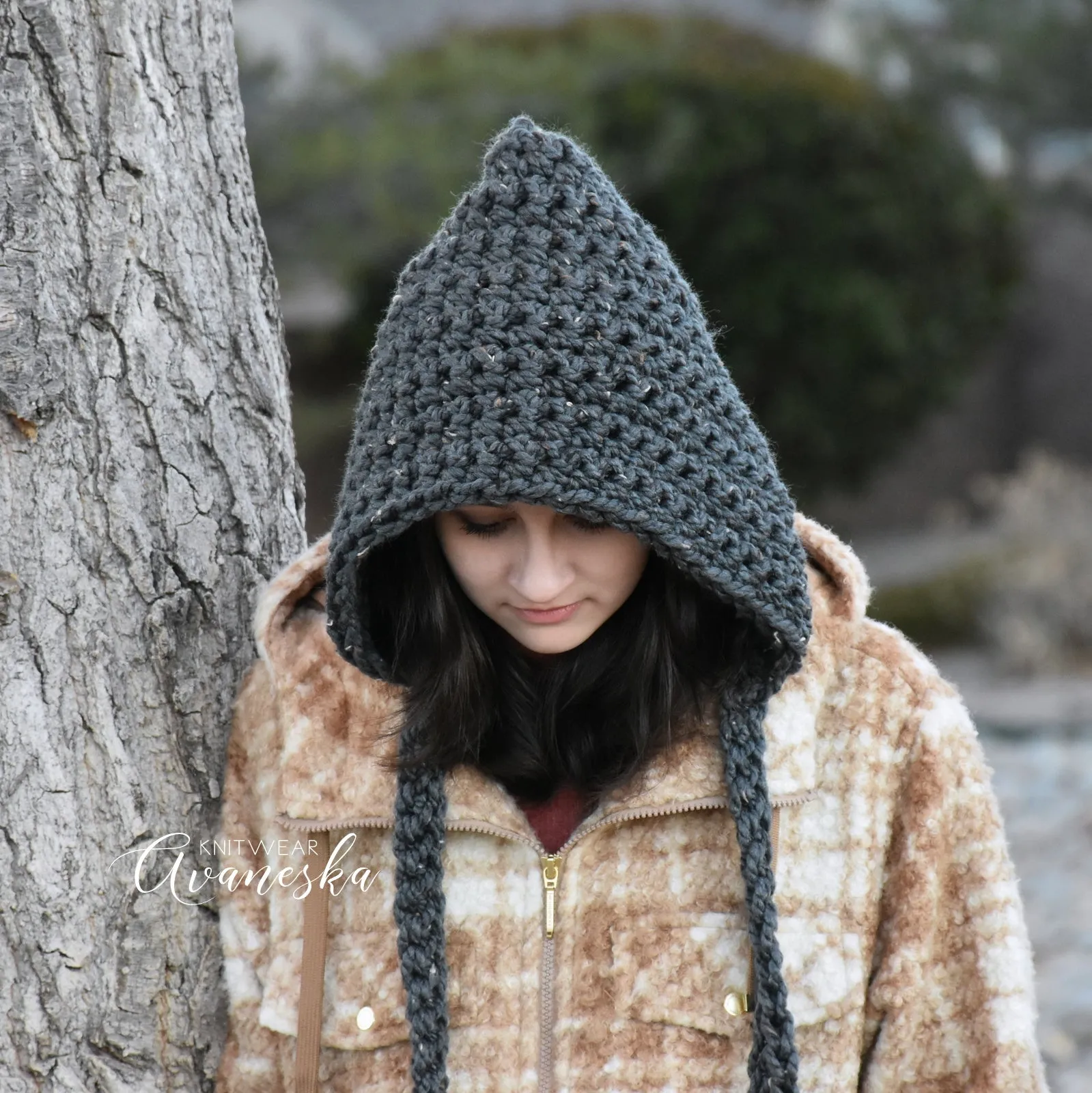 Chunky Hood Hat with Ties | THE NEWRY