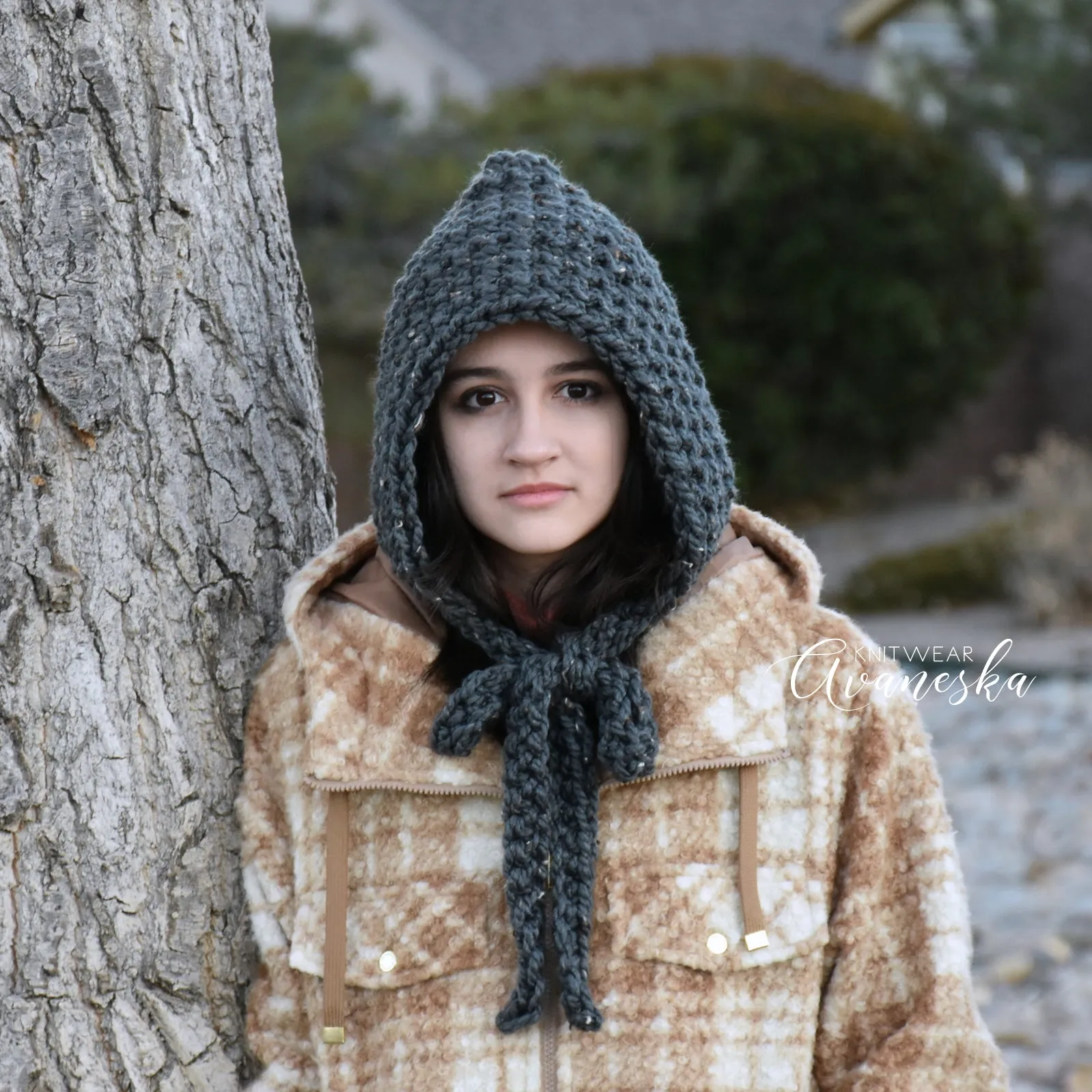 Chunky Hood Hat with Ties | THE NEWRY