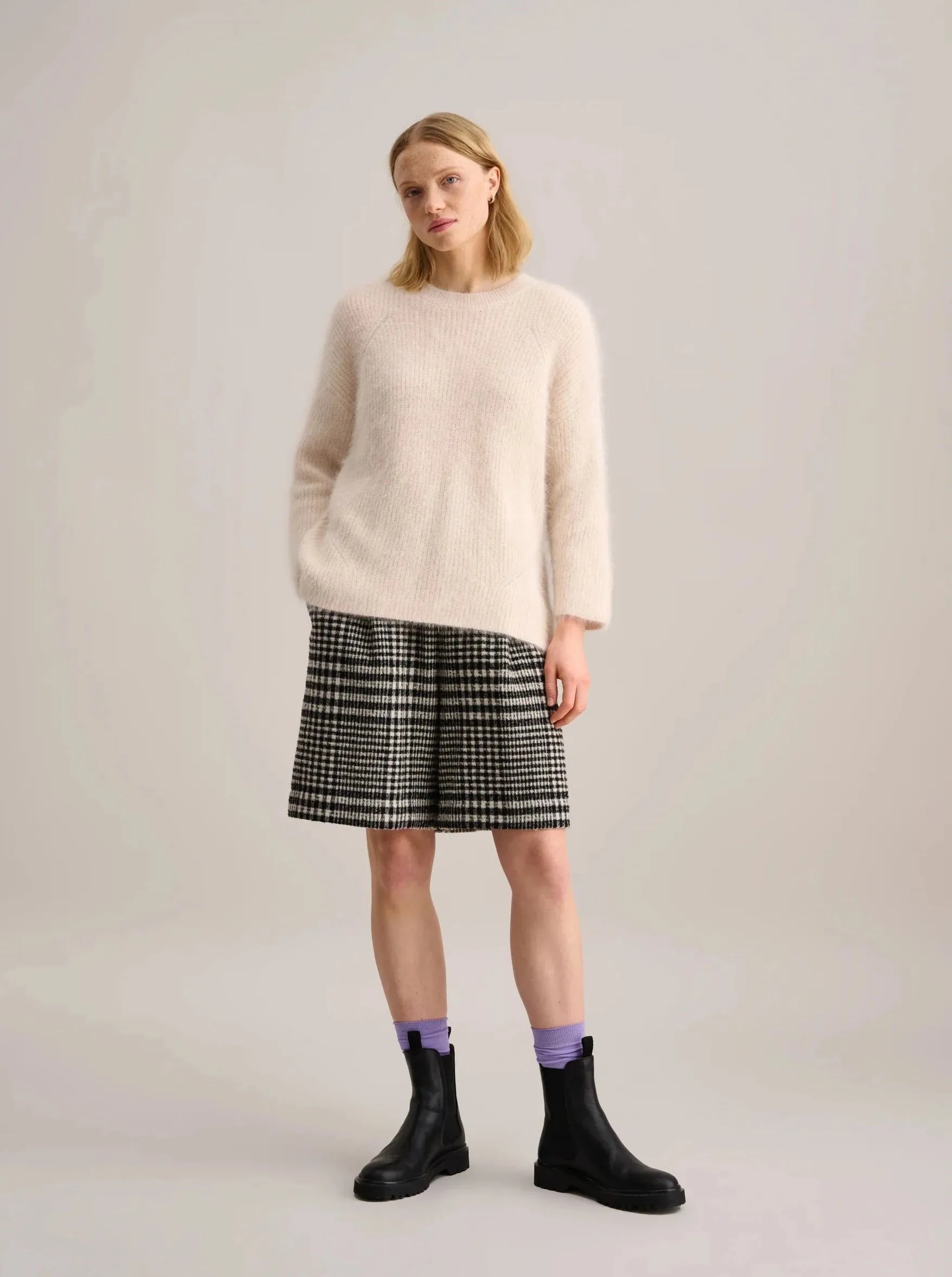 Dataul Sweater, Parchment