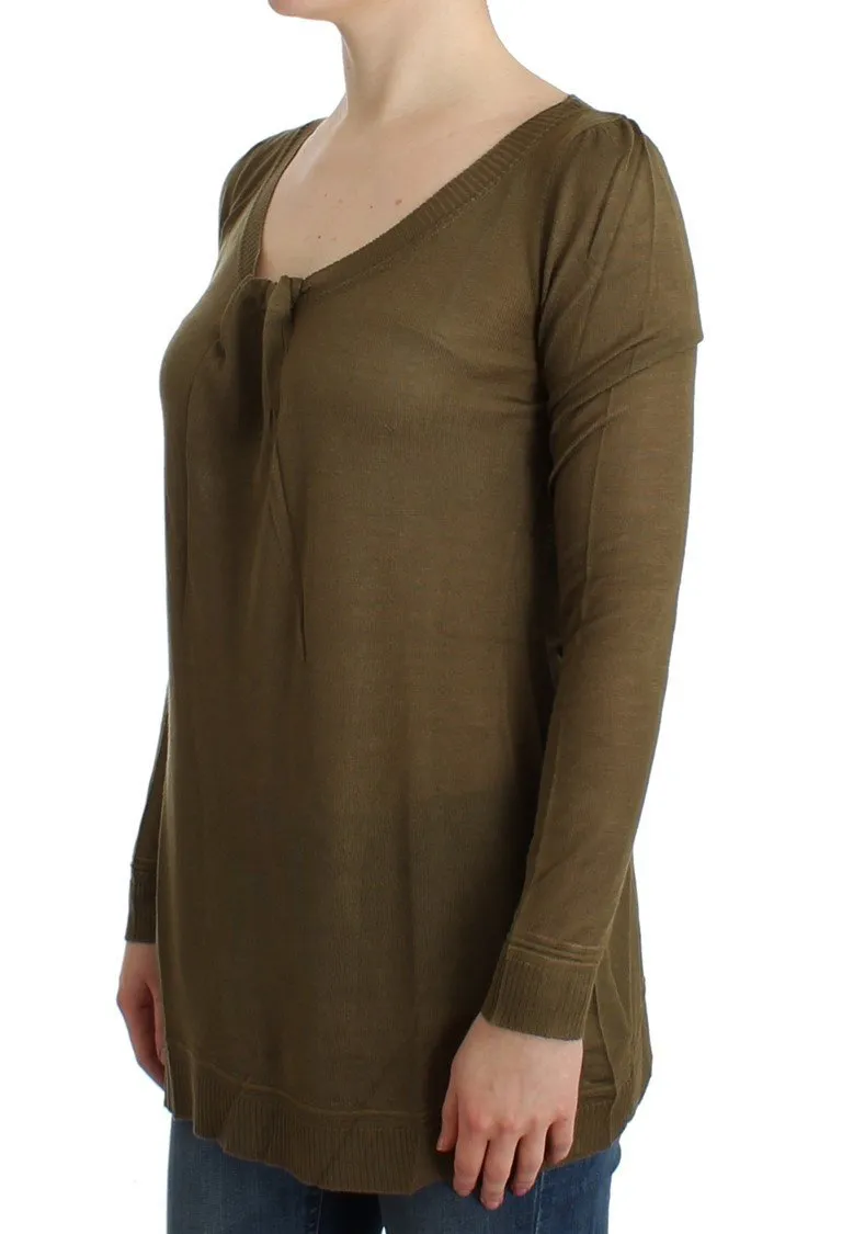 Green fine knitted jumper