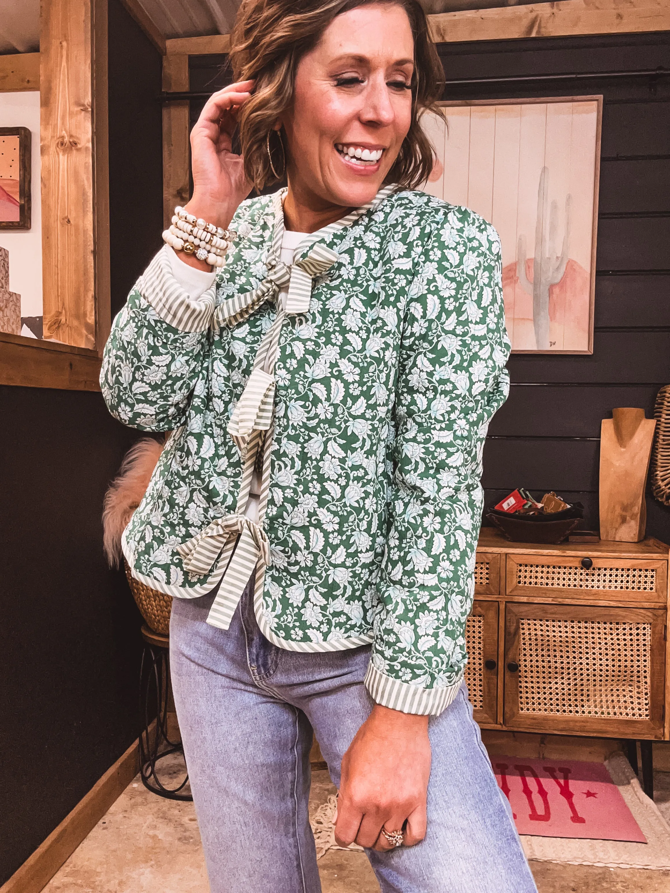Green   White Vines Floral Quilted Jacket with Stripe Tie