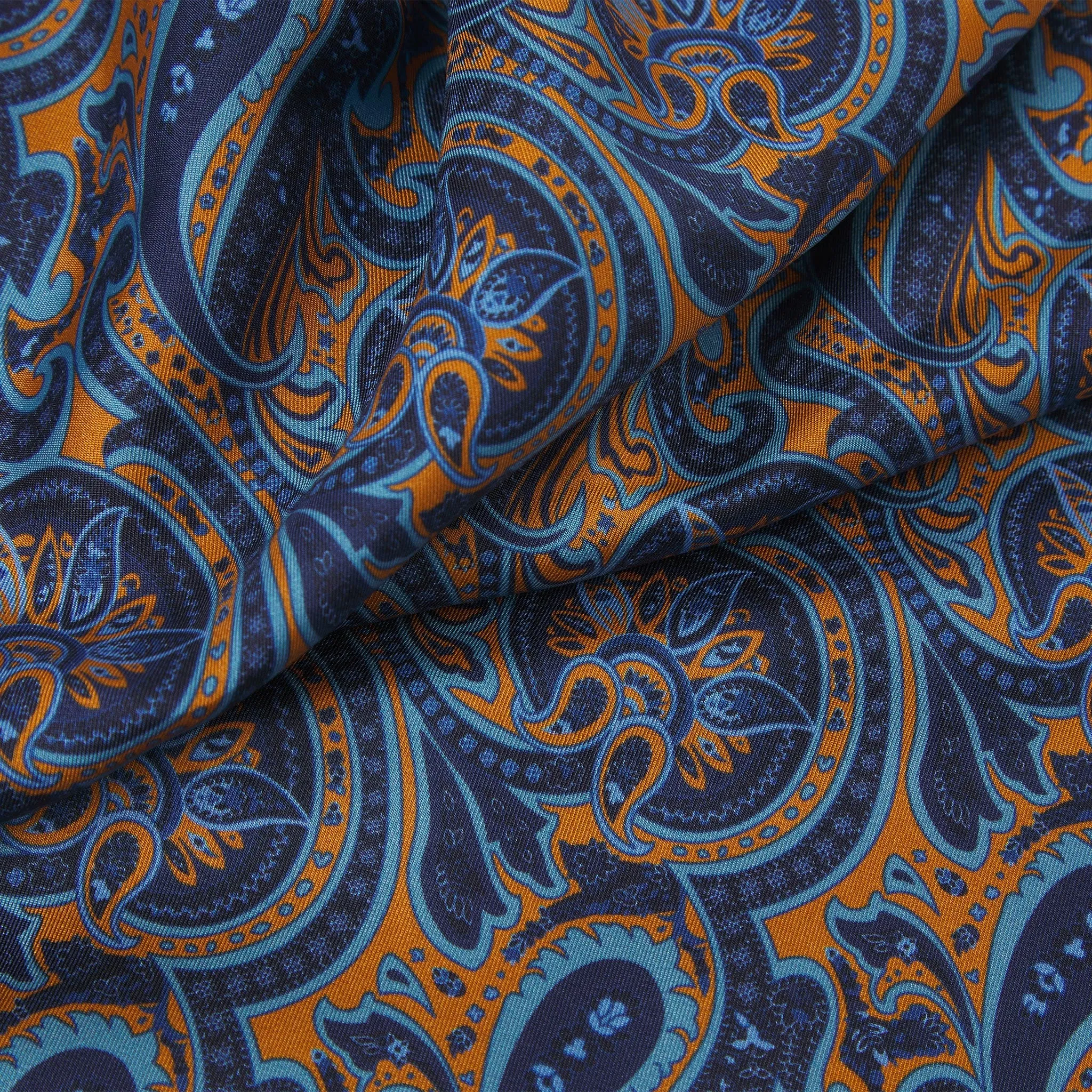 Men's Wool-Backed Silk Dress Scarf in Paisley - The Roppongi