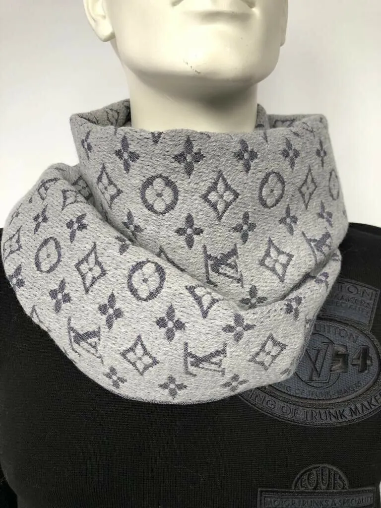 Monogram Classic Scarf