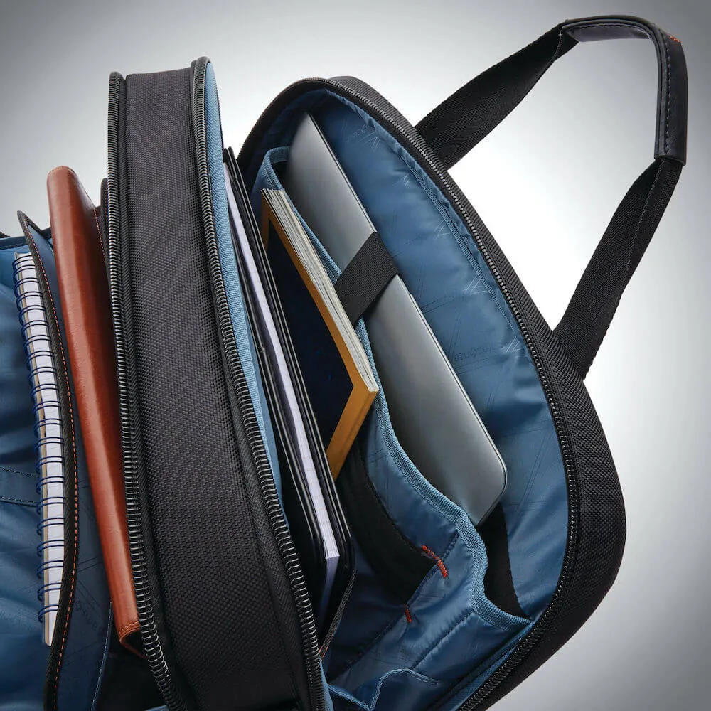 Samsonite Pro Double Compartment Brief (15.6")