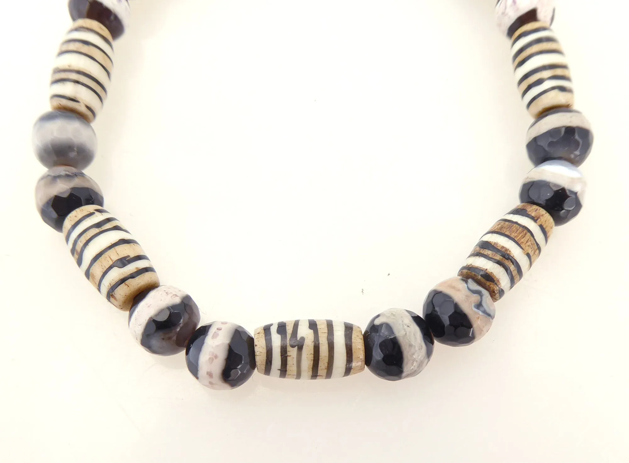 Striped bracelet set