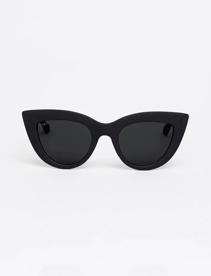 Yunon Sunglasses